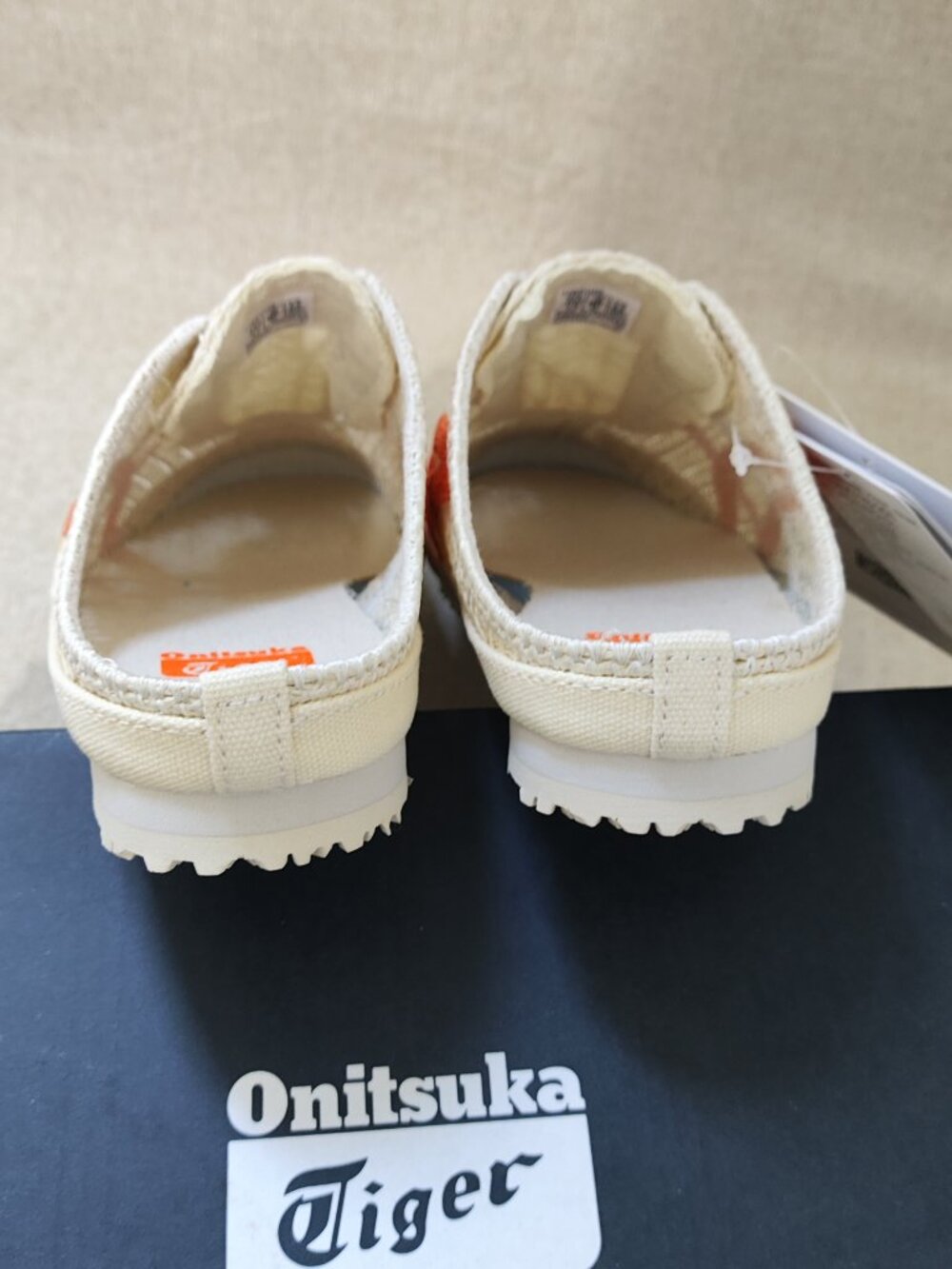 Onitsuka Tiger Off-White and Orange Color-Block Breathable Mule Sandals - Picture 7 of 9